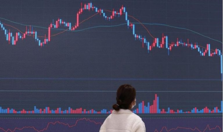 bitcoin prices falling investor's portfolio